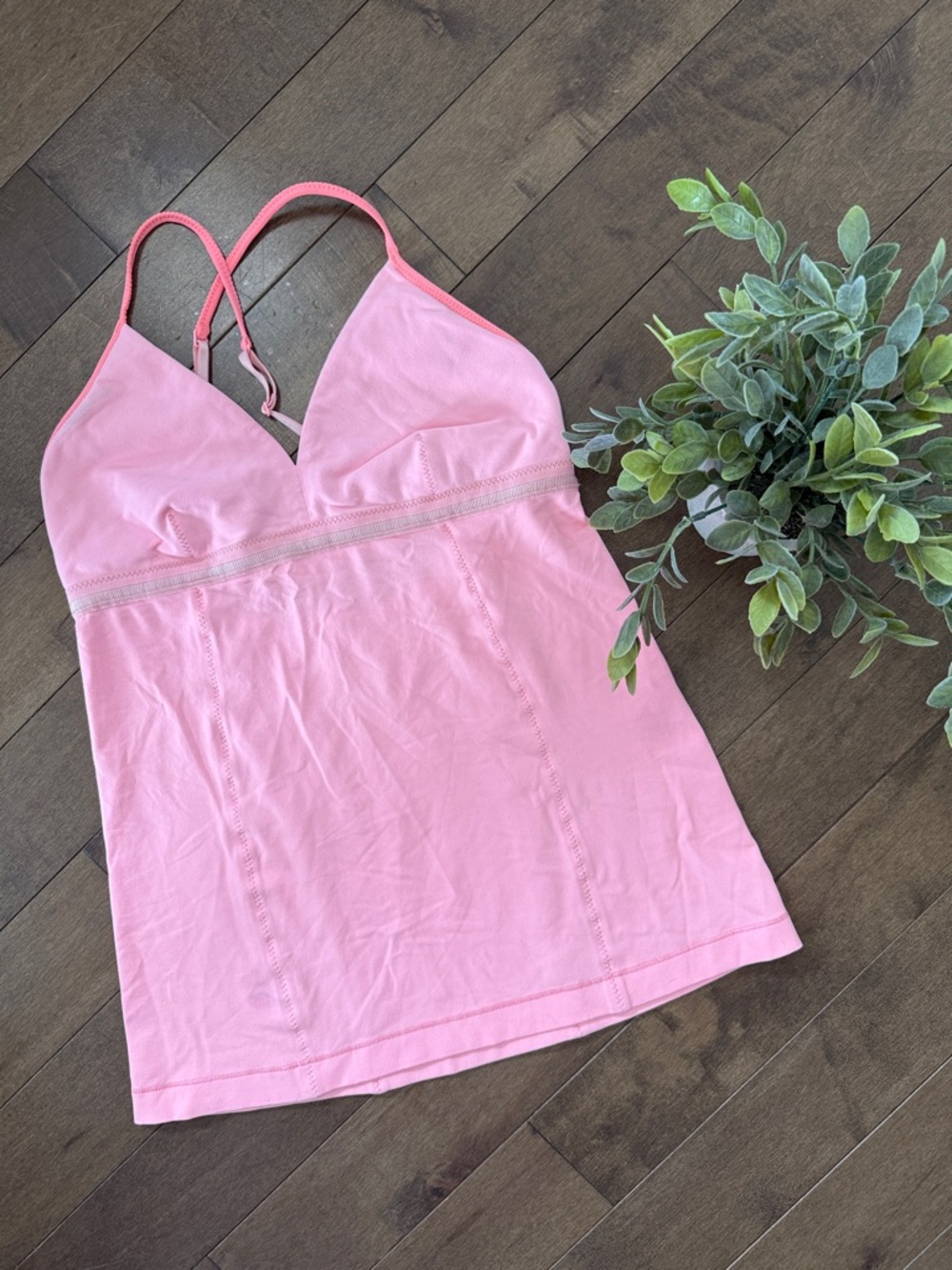 lululemon coral tank *flawed see discrip